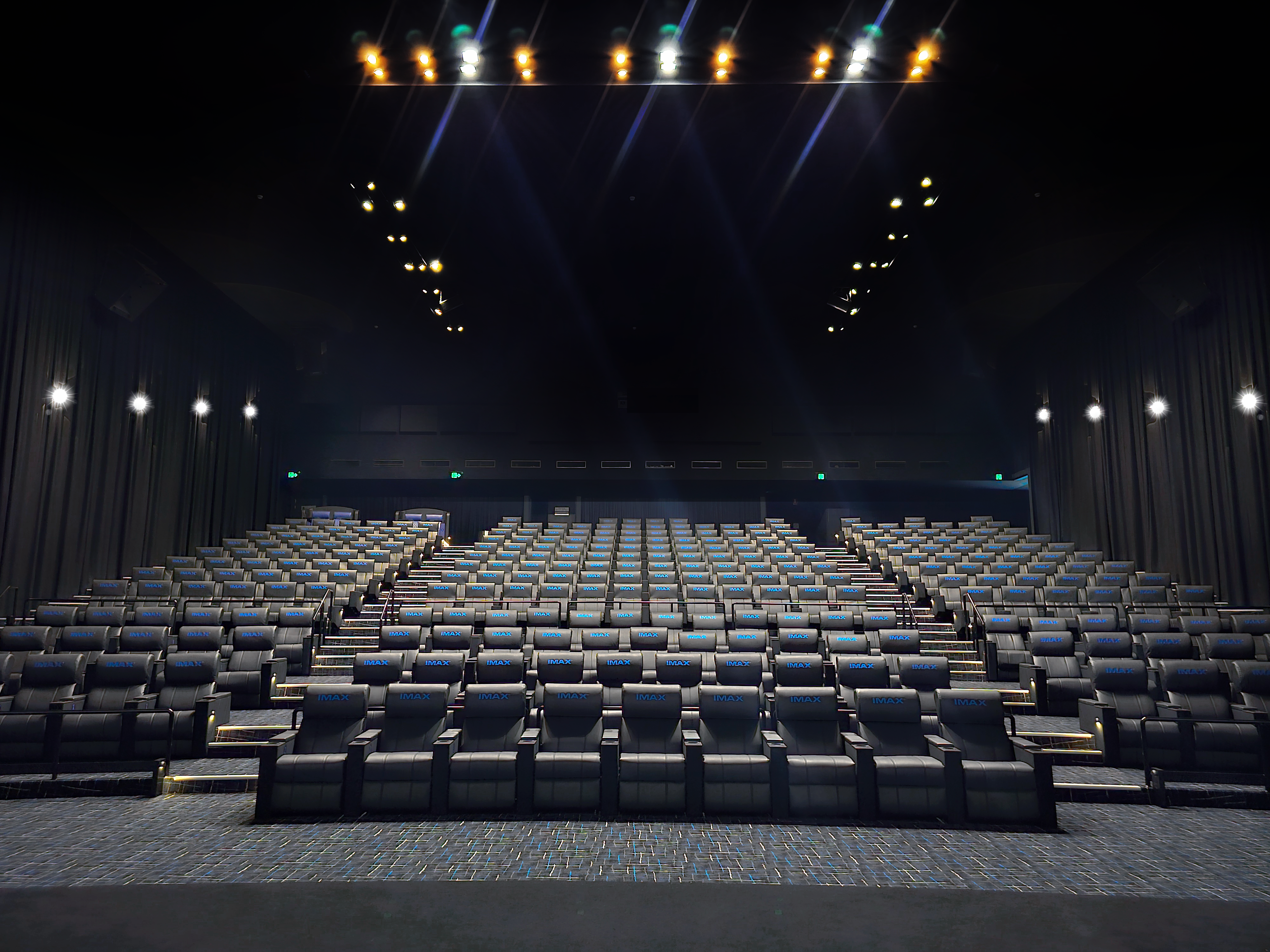 Cinema Seating at Village Cinemas Fountain Gate IMAX
